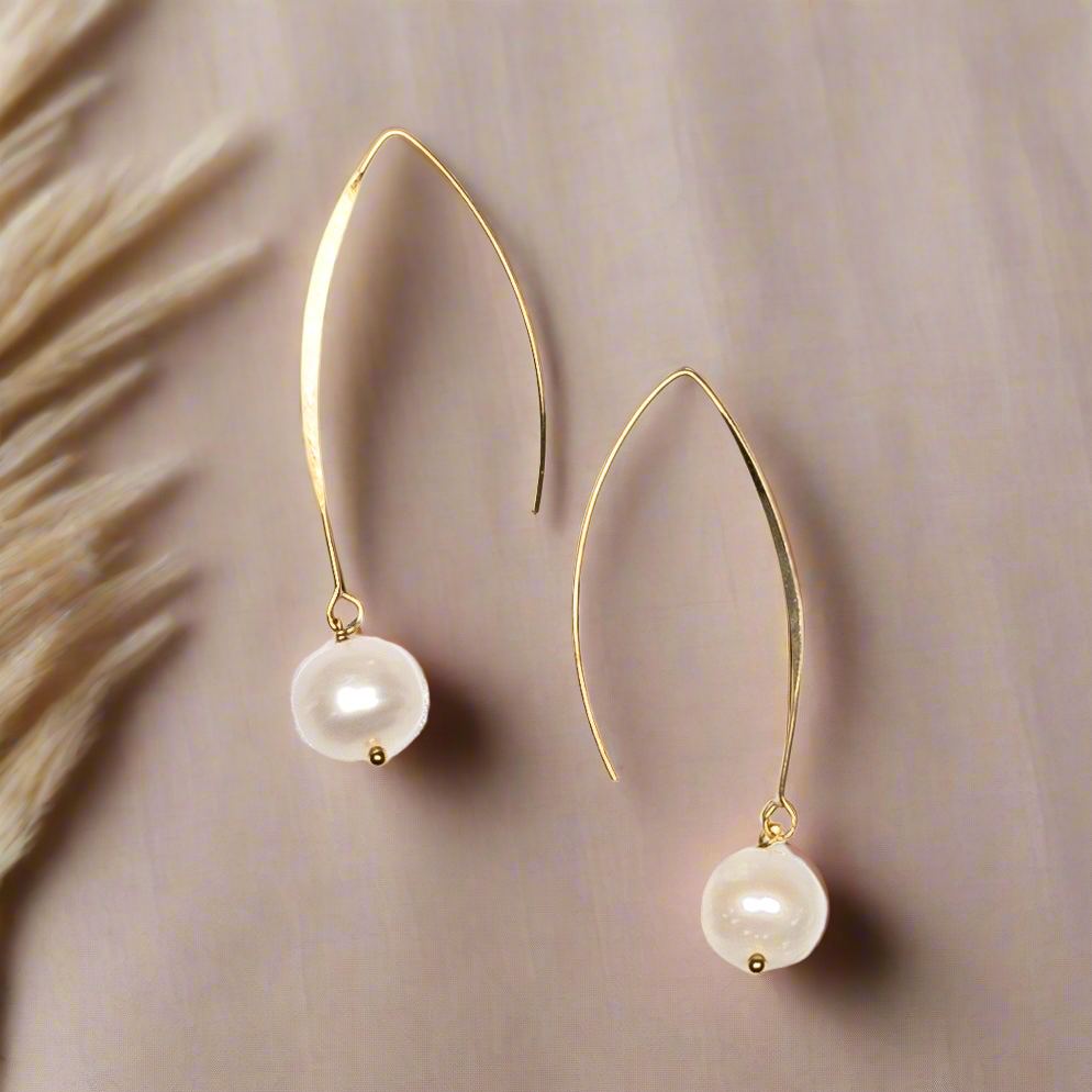 Pearl Hook Earrings - Gold Plate