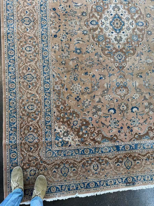 Vintage Kashan Rug | 7' 10" x 10' 11"