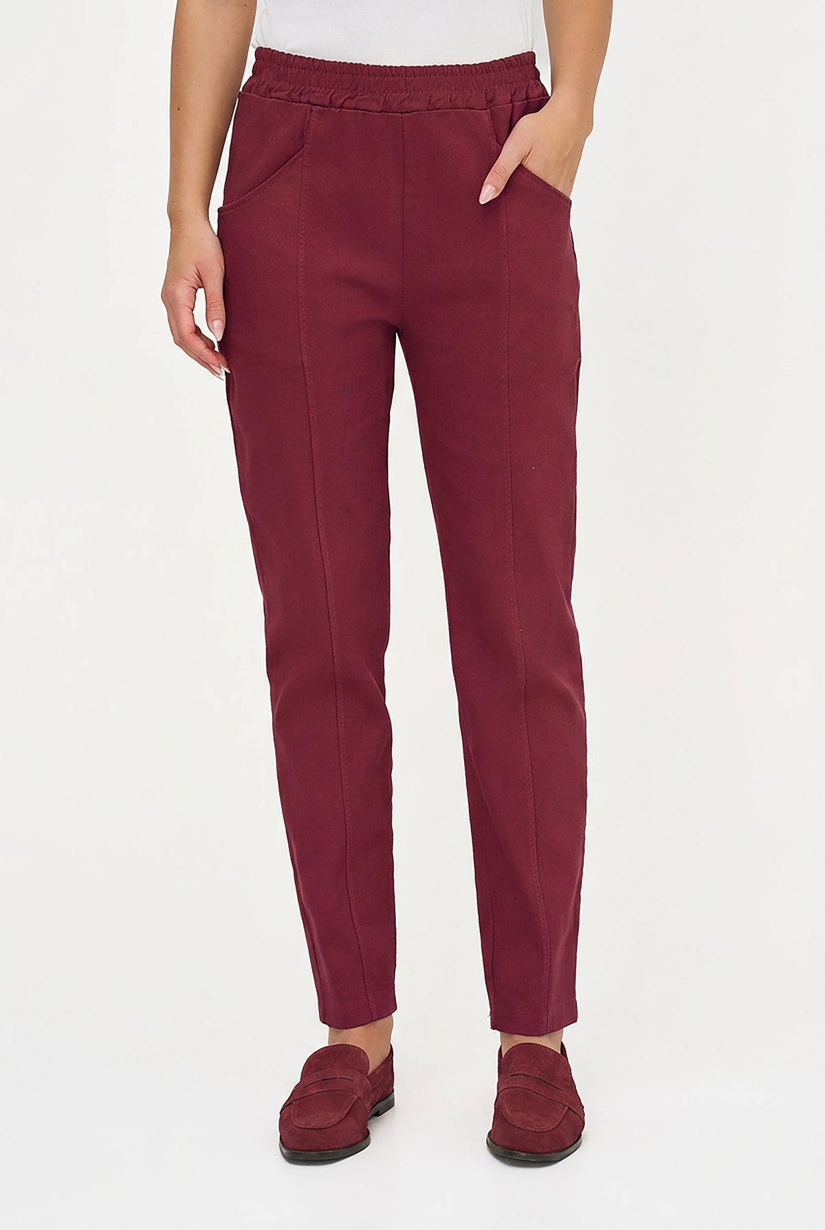 Women's Woven Pull-On Tapered Pants with Curved Side Pockets