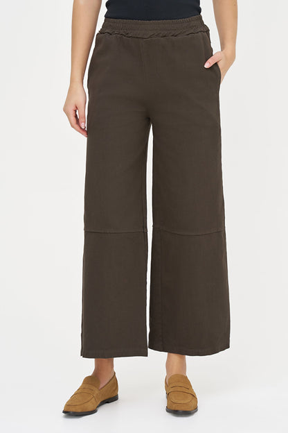 Women's Woven Pull-On Wide-Leg Pants with Back Patch Pockets