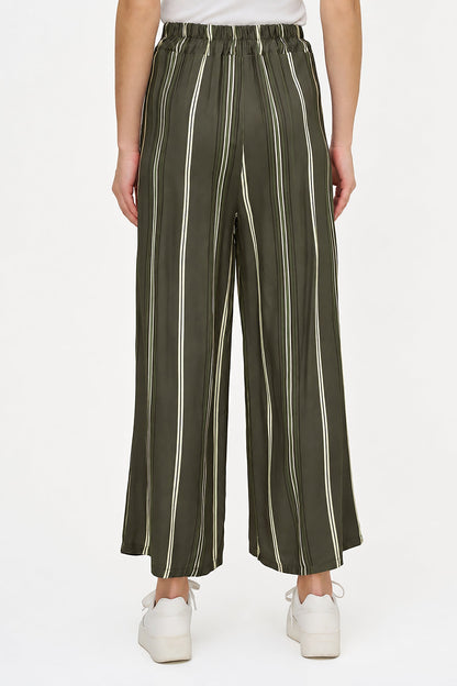 Women's Printed Woven Wide-Leg Pull-On Pants with Side Pockets