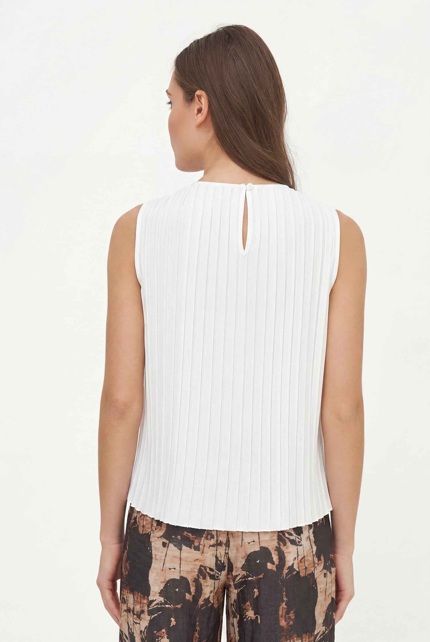 Women's Woven Top - Sleeveless