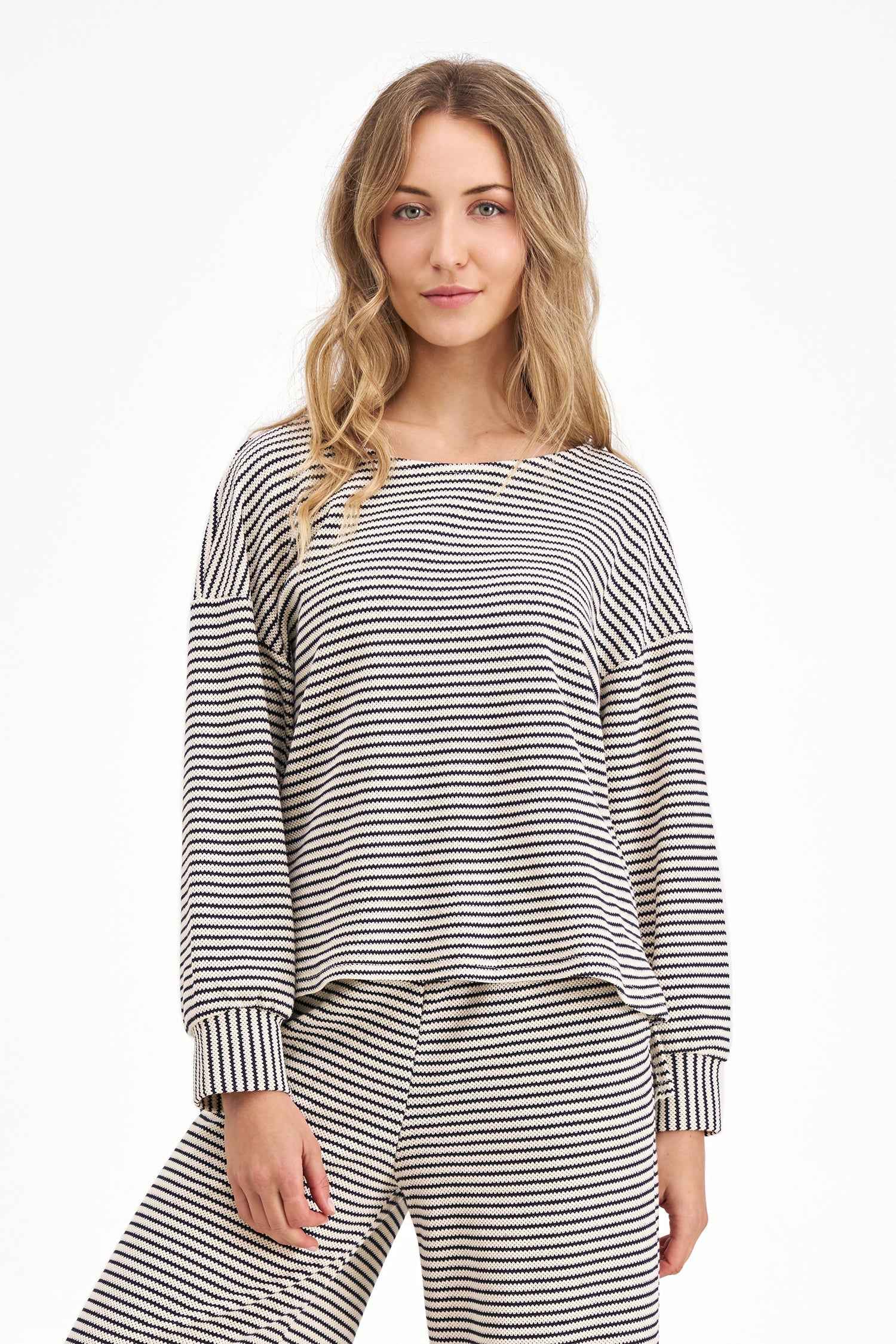 Women's Knit Sweatshirt