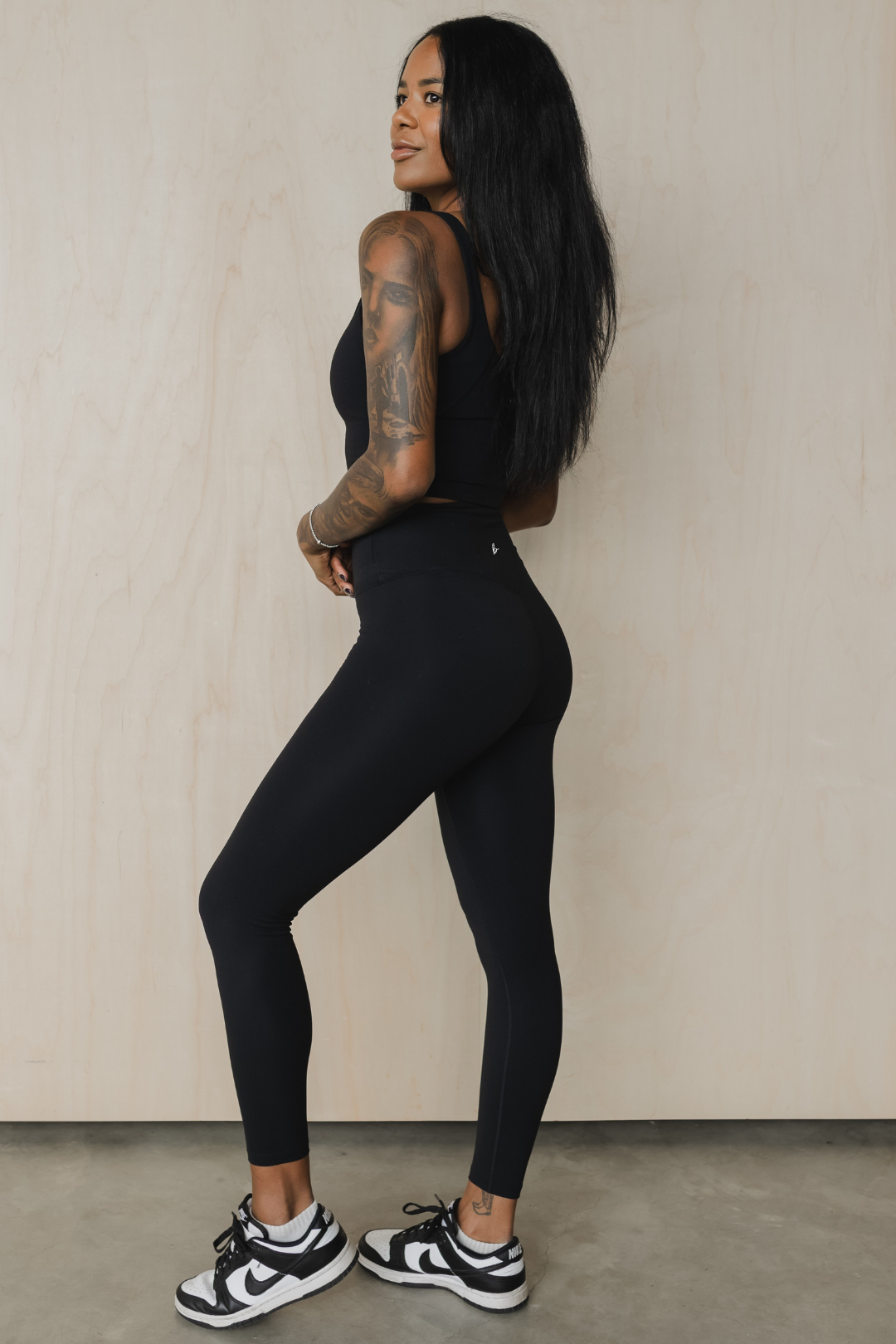 Barely There Pant 2.0 (25")