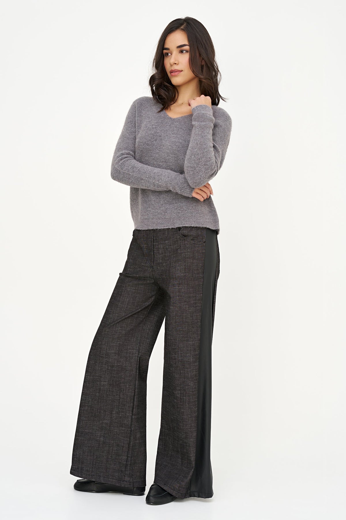 Women's Soft Brushed-Knit V-Neck Sweater with Long Sleeves
