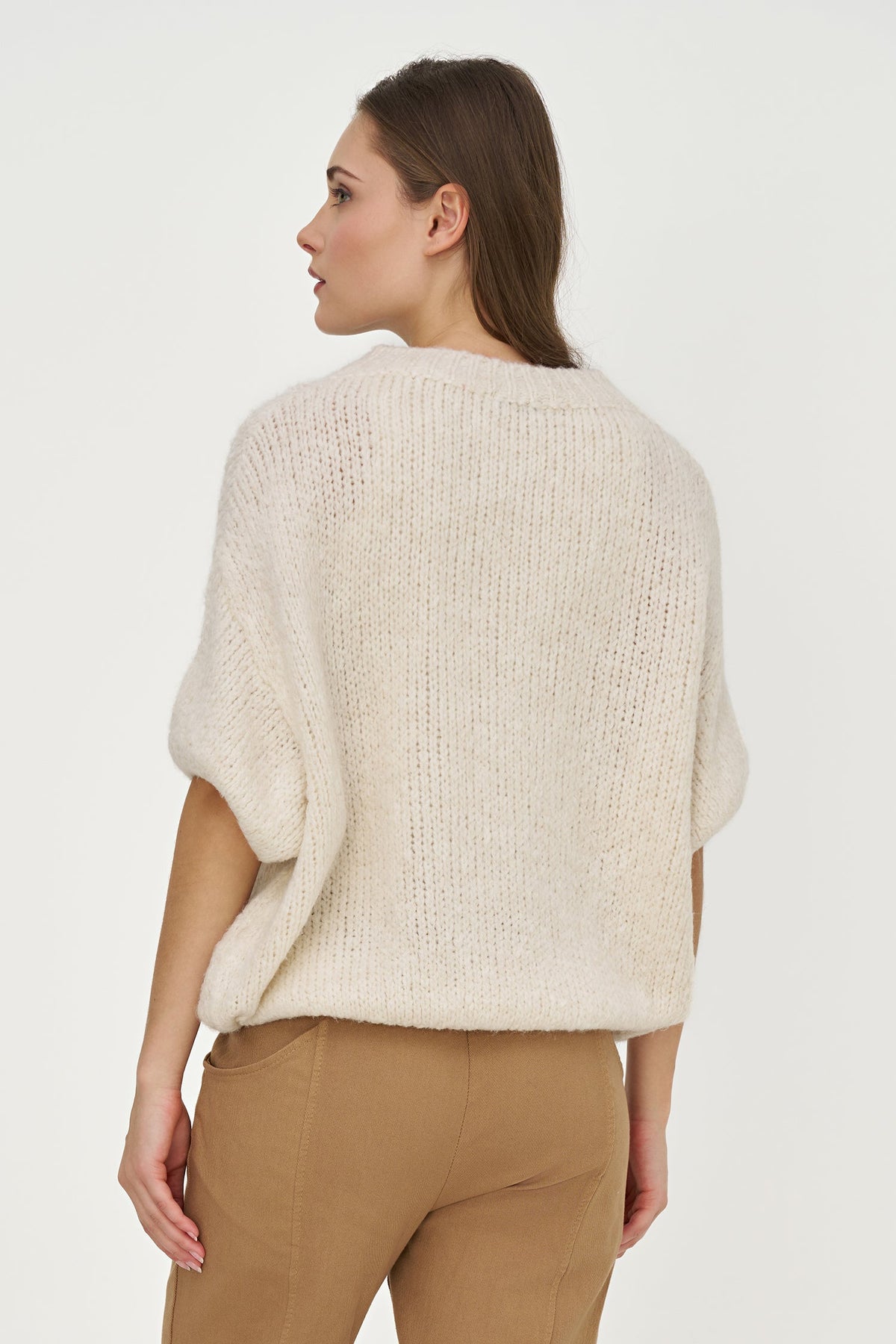 Women's Knit Crew-Neck Sweater with Elbow-Length Sleeves