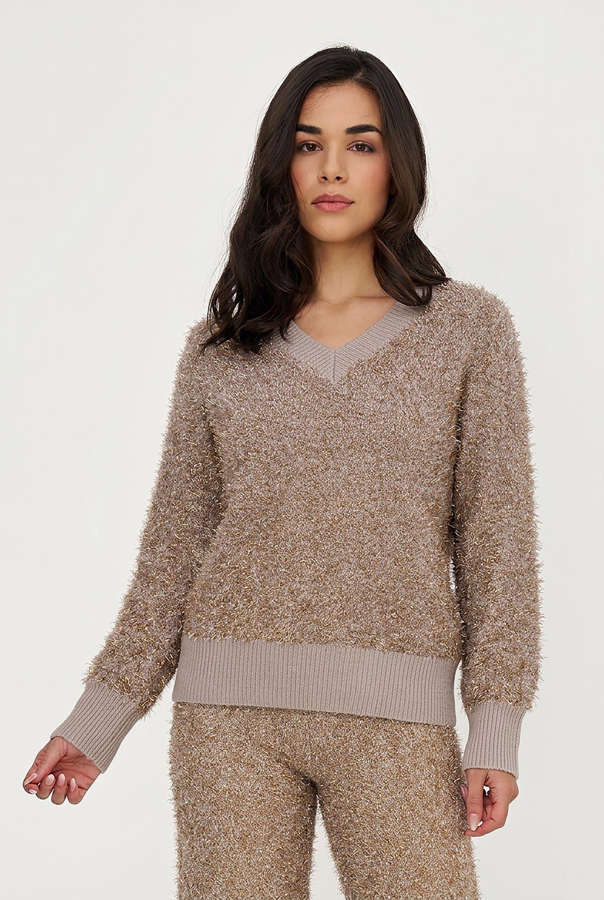 Women's Tinsel-Knit V-Neck Sweater with Long Sleeves