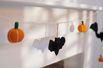 Primitives by Kathy Halloween Felt Bats and Pumpkins Garland - 72" Seasonal Home Decor