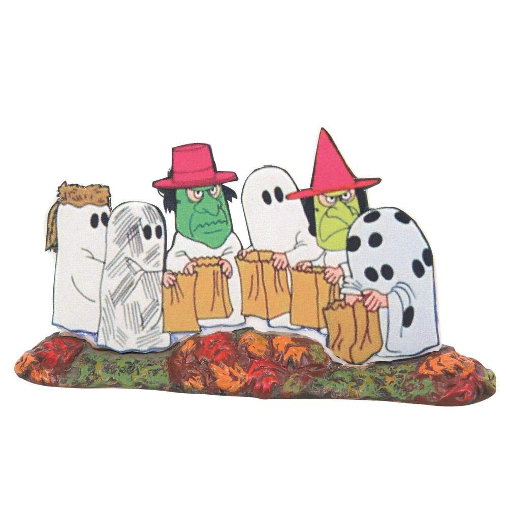 Department 56 Snow Village Halloween Trick or Treat Lane Peanuts House Lit Building and Accessories Set, 6.57 in H x 7.48 in W x 8.15 in L, Multicolor