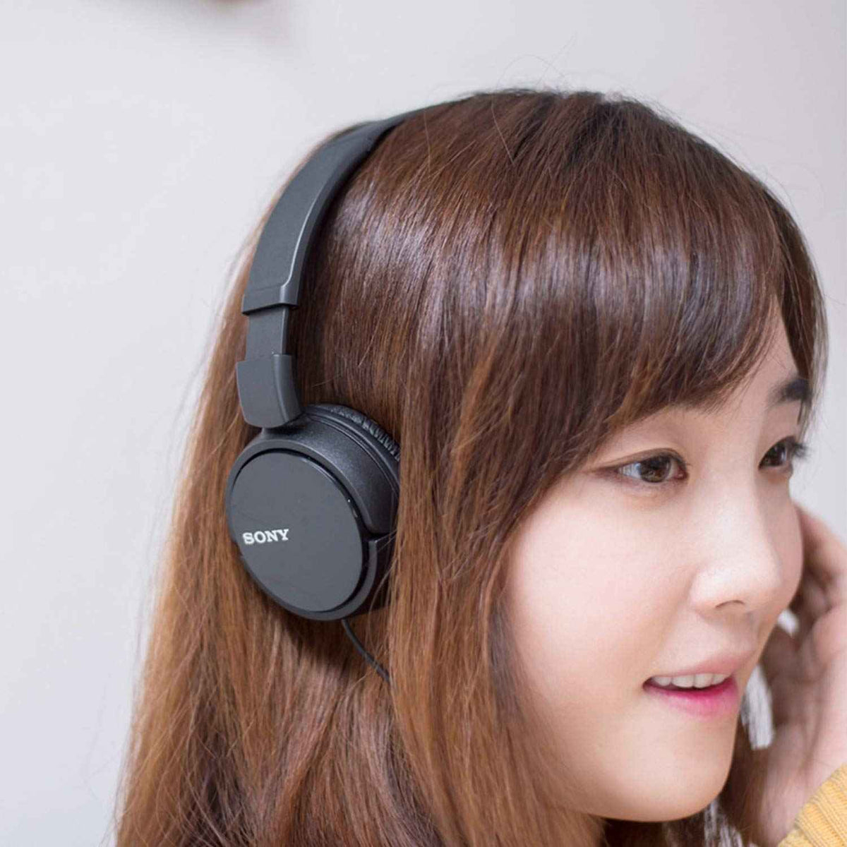 Sony MDRZX110 Over-Ear Headphones (Black) 🍁 All In One Marketplace Canada