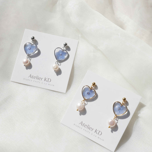 Boucles d'oreilles myosotis et perles - coeur 16mm