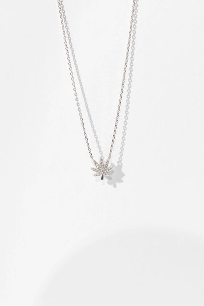 SILVER CANNABIS LEAF NECKLACE