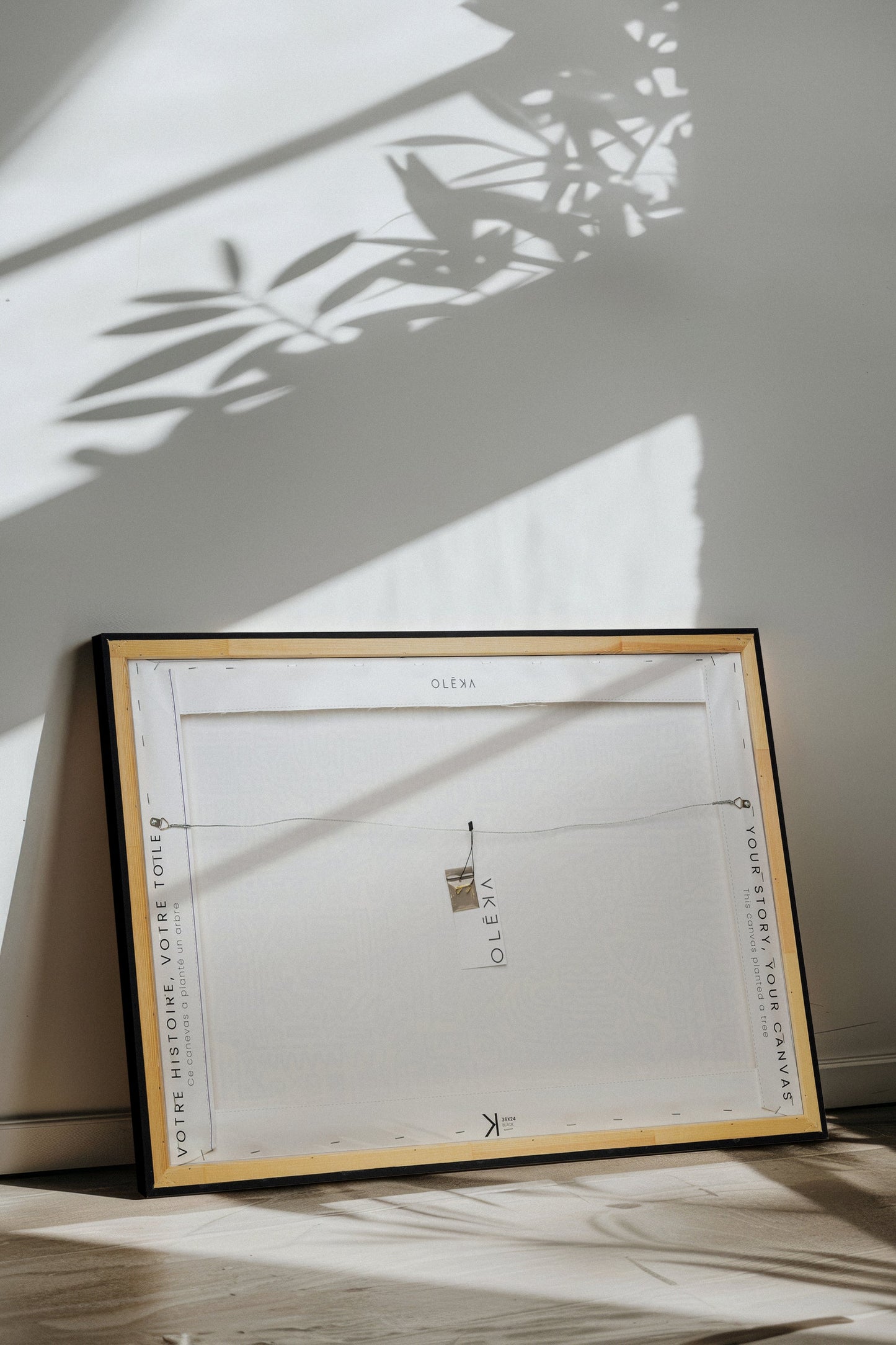 ROUTE DU MYSTÈRE, Oeuvre sur toile étirée