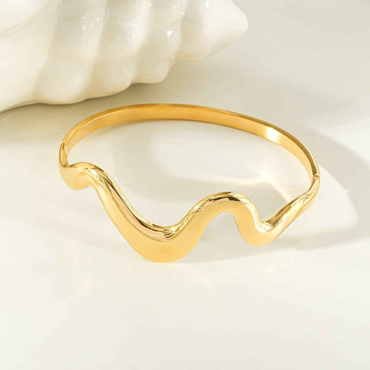 SEBASTIAN  Gold: Artfully Curved Avant-Garde Abstract Bracelet