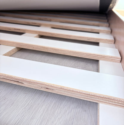 APPLE CRIB - Montessori Floor Bed with Rails