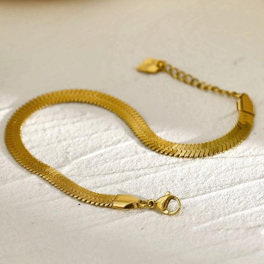 LAILA Snake Skin Textured Bracelet