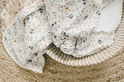 Muslin Quilt - Bumble Bees