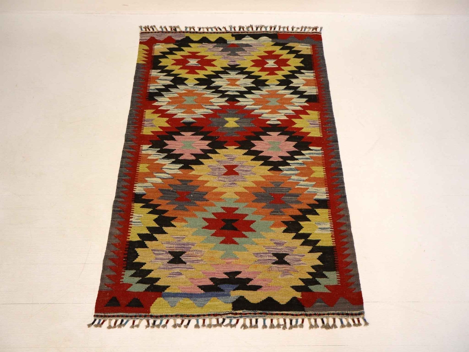 Afghan Maimana Kilim Rug | 3' 3" x 5' 1"