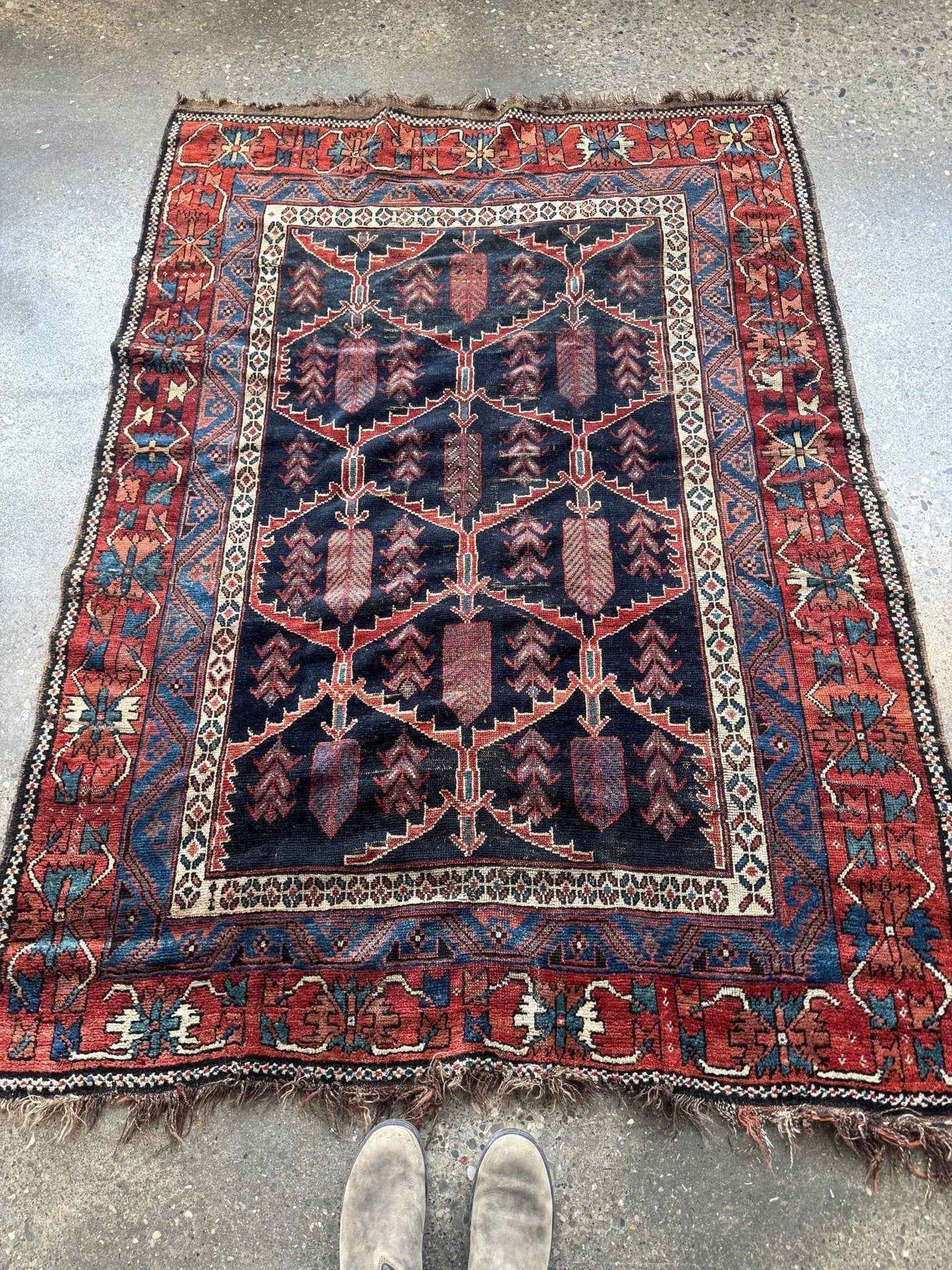 Antique Persian Bakhtiari Rug | 5' x 7’ 4"