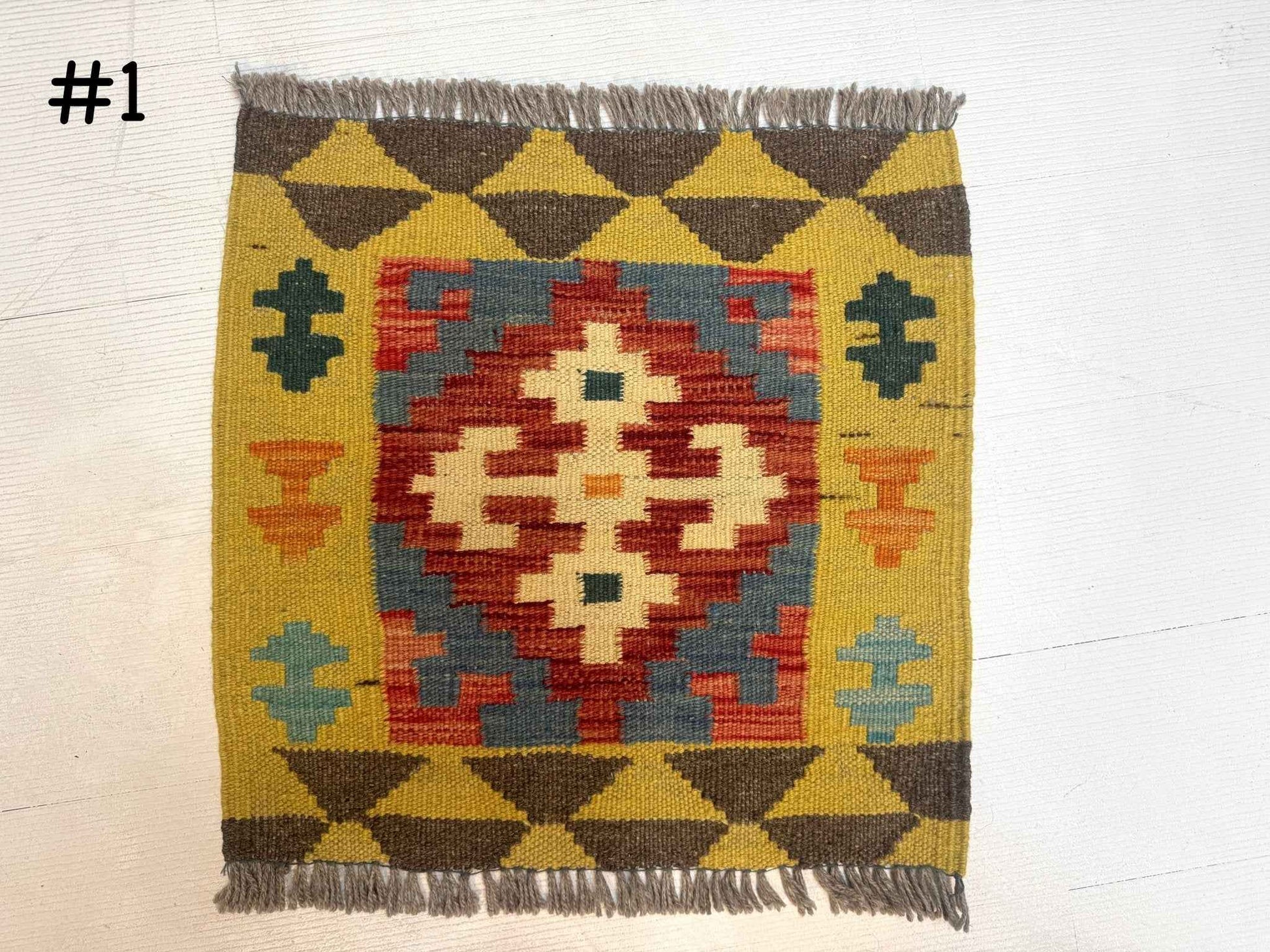 Mini Afghan Kilim Rugs | 2' x 2'