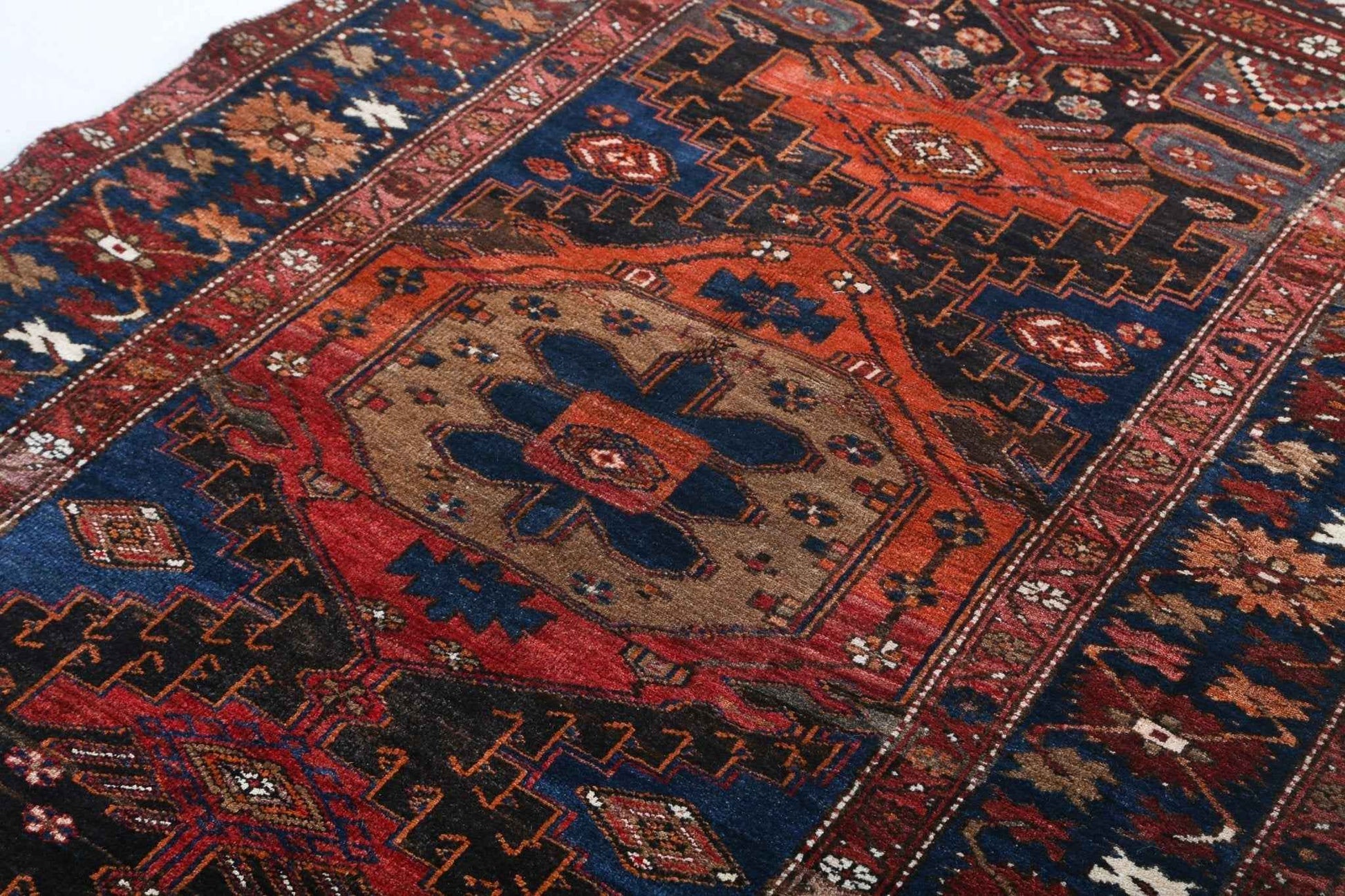Persian Hamadan Rug | 4' 3" x 6' 8"