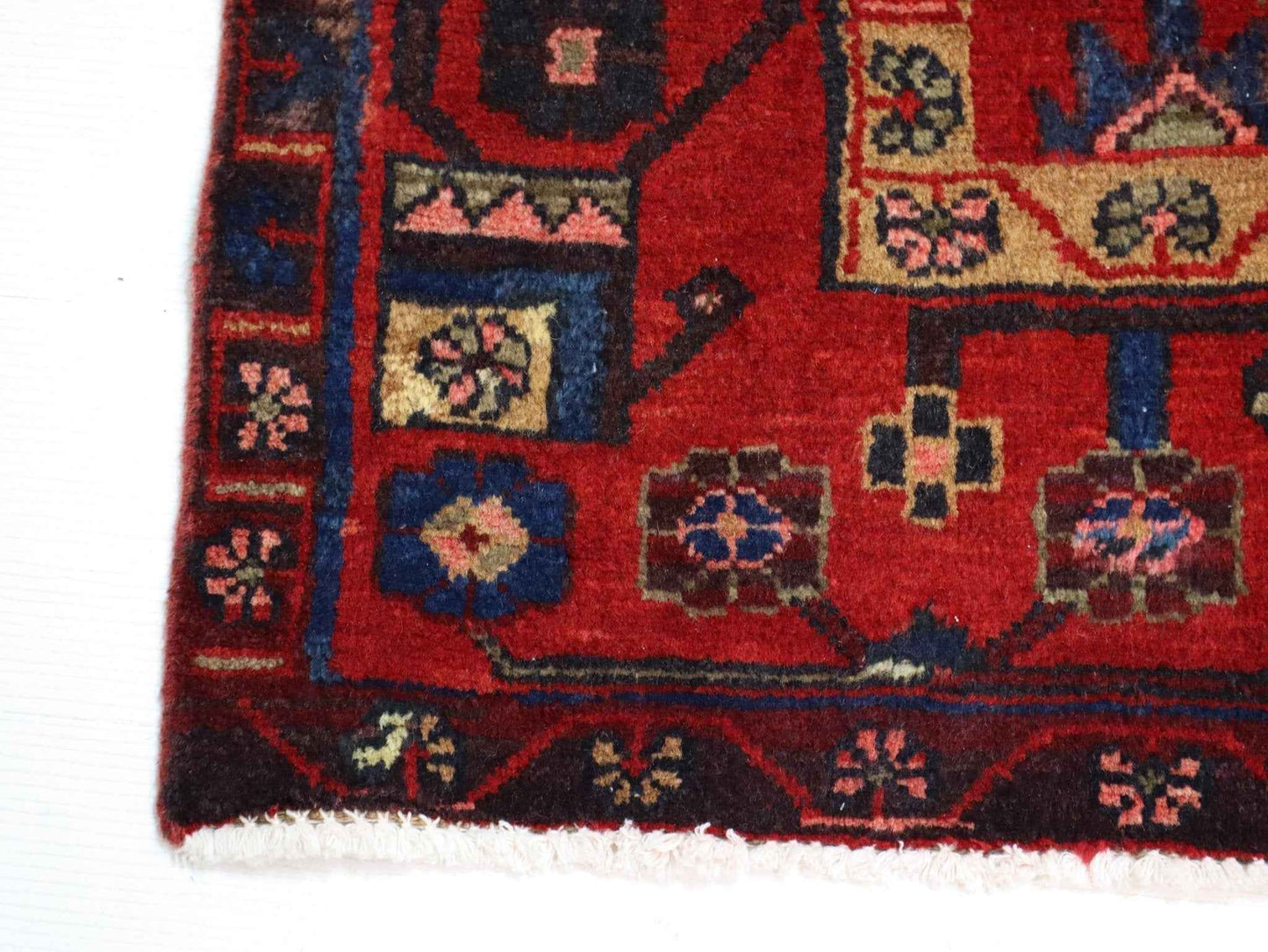Persian Hamadan Rug | 3' 9” x 5' 3"