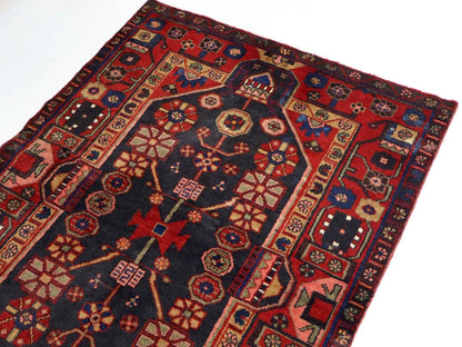Persian Hamadan Rug | 3' 9” x 5' 3"