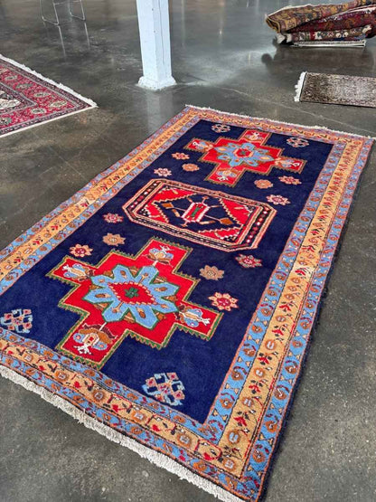 Persian Meshkin Rug | 4' 11" x 7' 10"