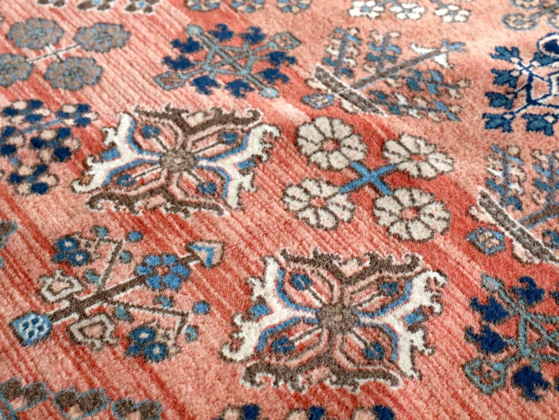 Persian Meymeh Rug | 5' 7" x 8' 6"