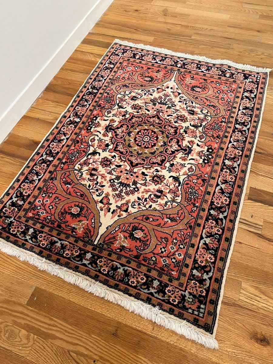 Persian Sarouk Rug | 2' 9" x 3' 11"