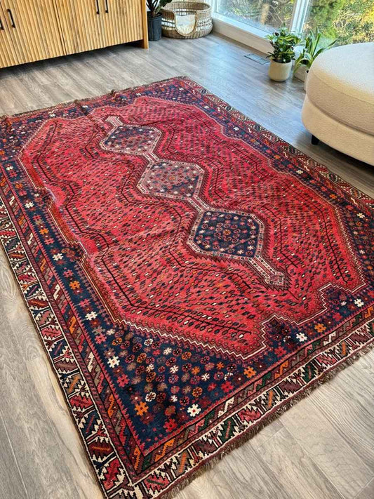 Persian Shiraz Rug | 6' 1" x 8' 6"