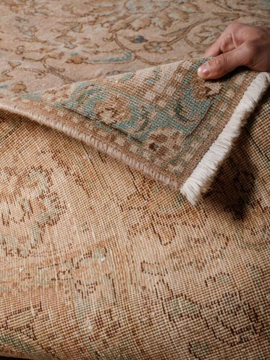 Persian Tabriz Rug | 6' 11” x 10' 1"