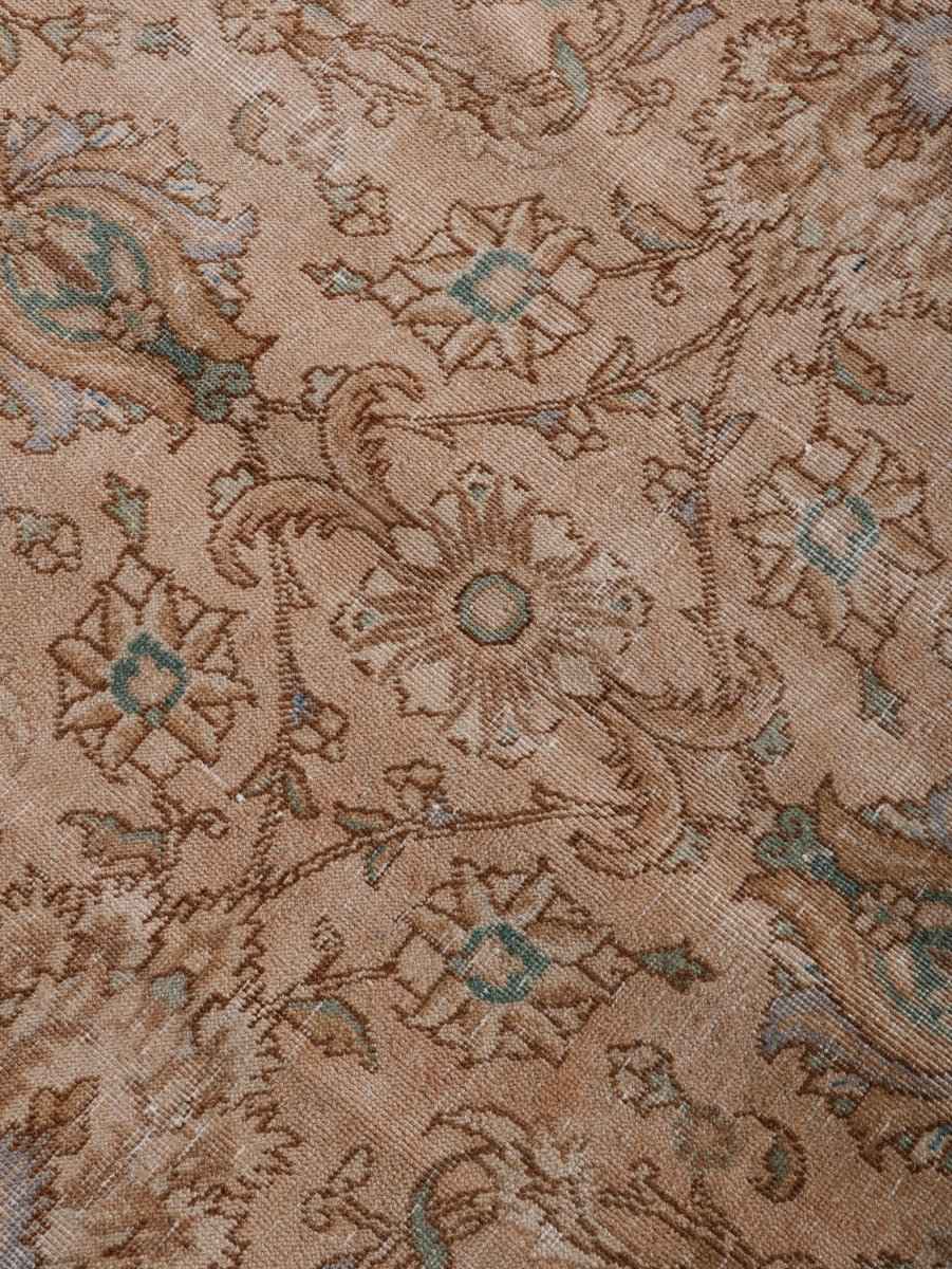 Persian Tabriz Rug | 6' 11” x 10' 1"